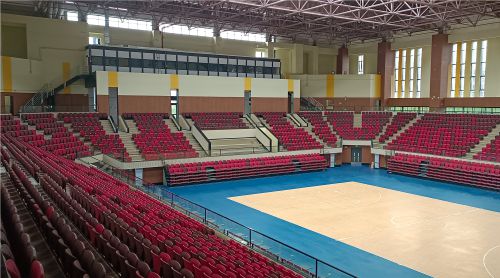 專業(yè)看臺(tái)座椅如何制造？四大核心步驟揭秘